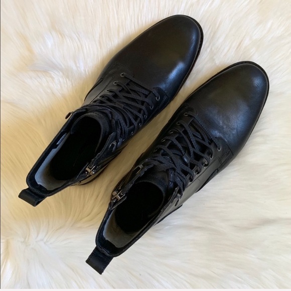 Timberland Kendrick Side Zip Boots In Black - Picture 3 of 8